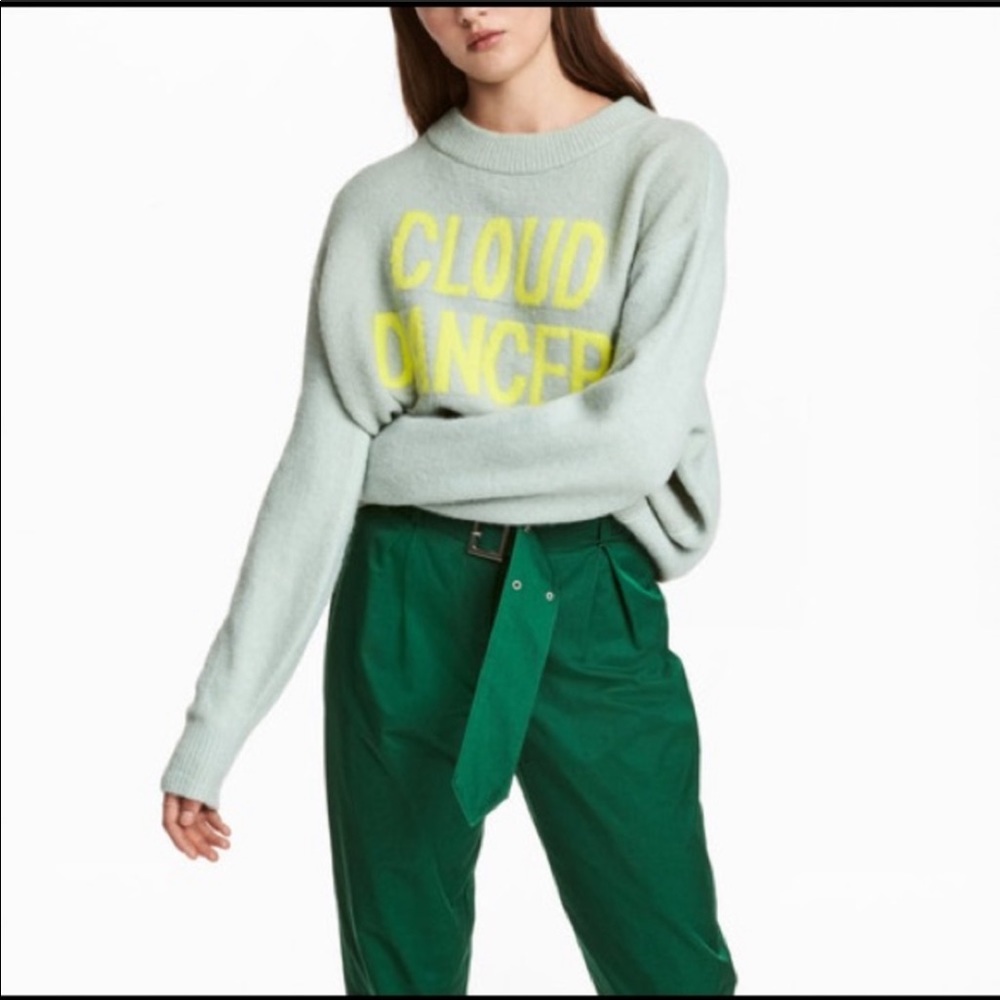 NWOT H&M KNIT SWEATER